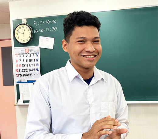 AUNG MYO MYAT ( Đến từ Myanmar)